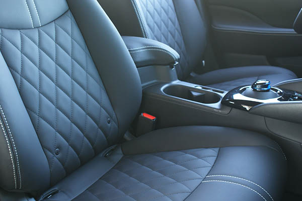 Nissan Leaf Alba eco-nappa Zwart Interieur Diamond Detail